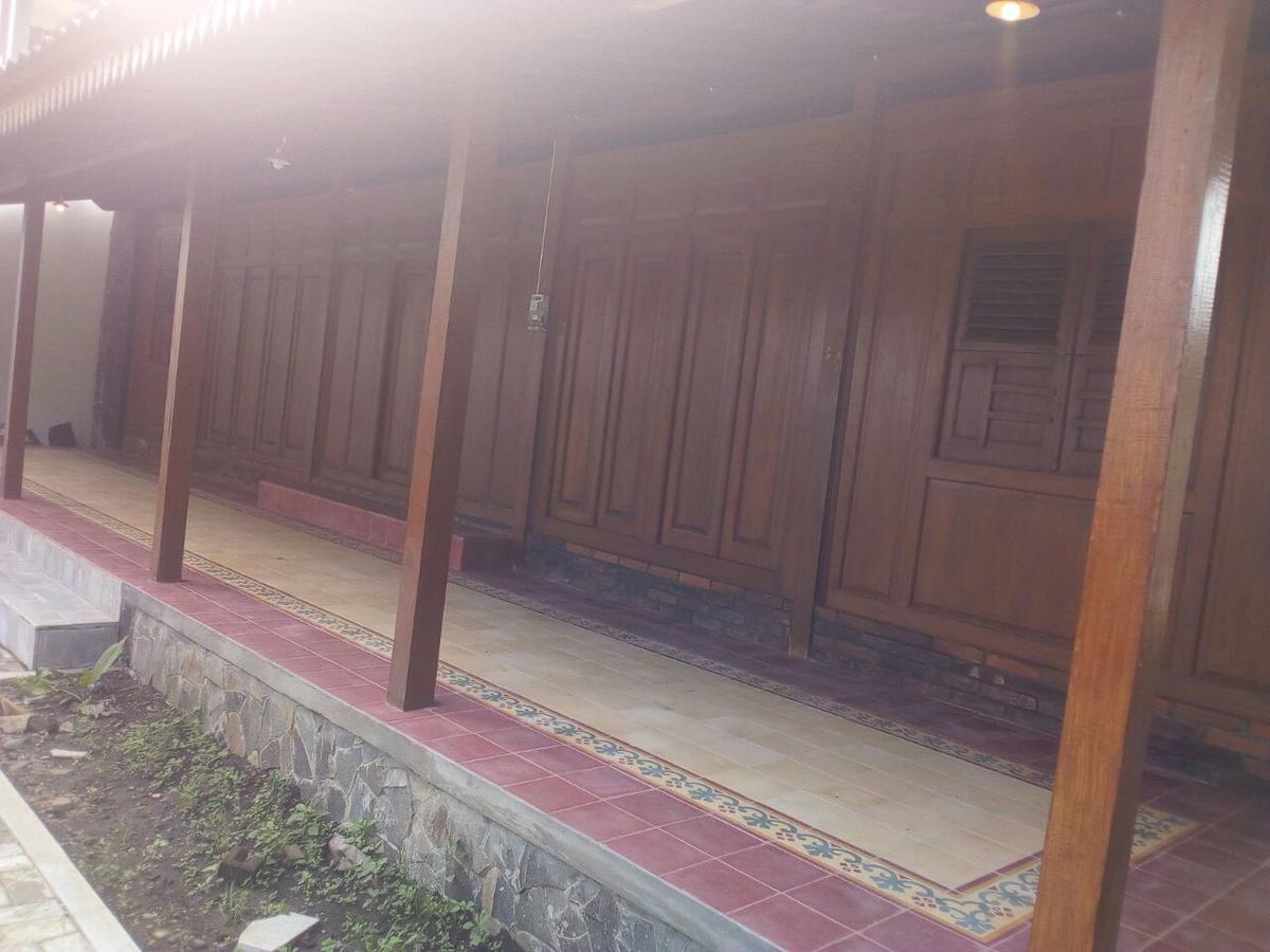 Rumah Limas Yogyakarta Bagian luar foto